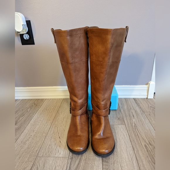 Tan Marc Fisher Boots - Picture 5 of 8